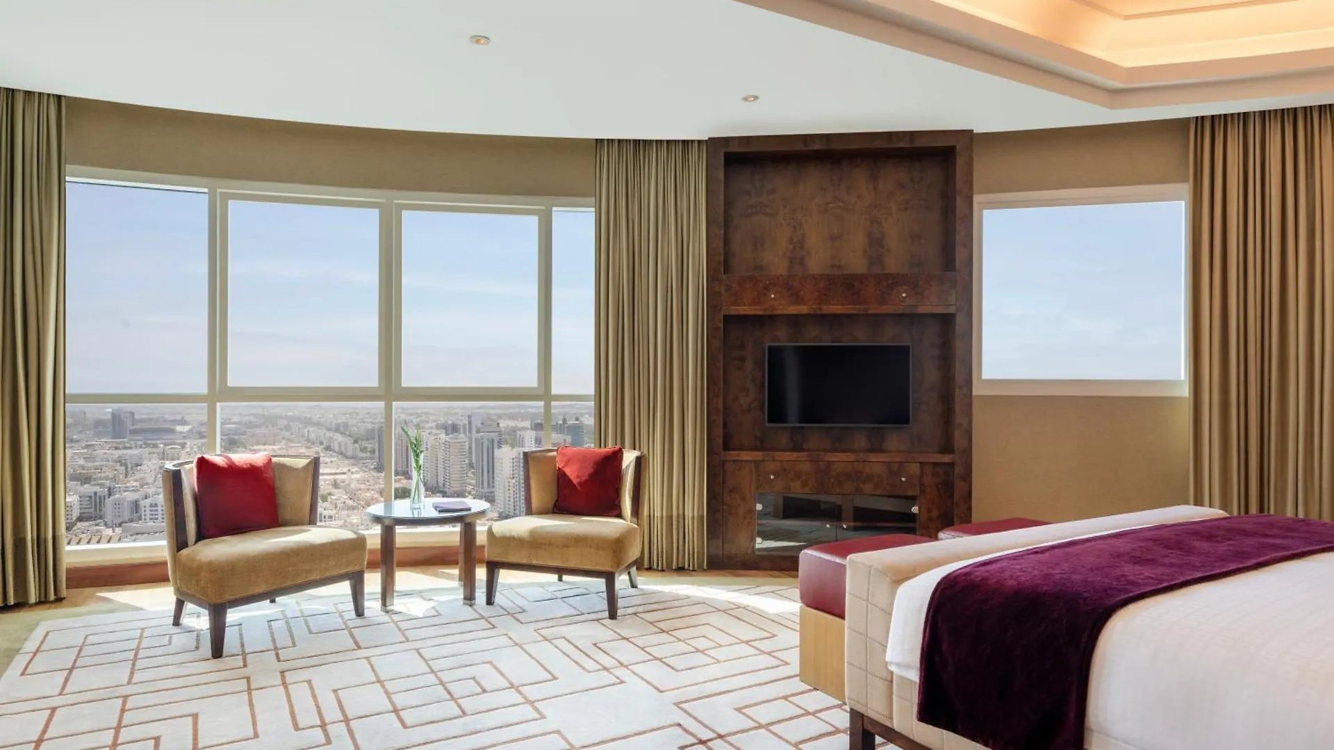 Grand Millennium Al Wahda Hotel And Executive Apartments Abu Dhabi